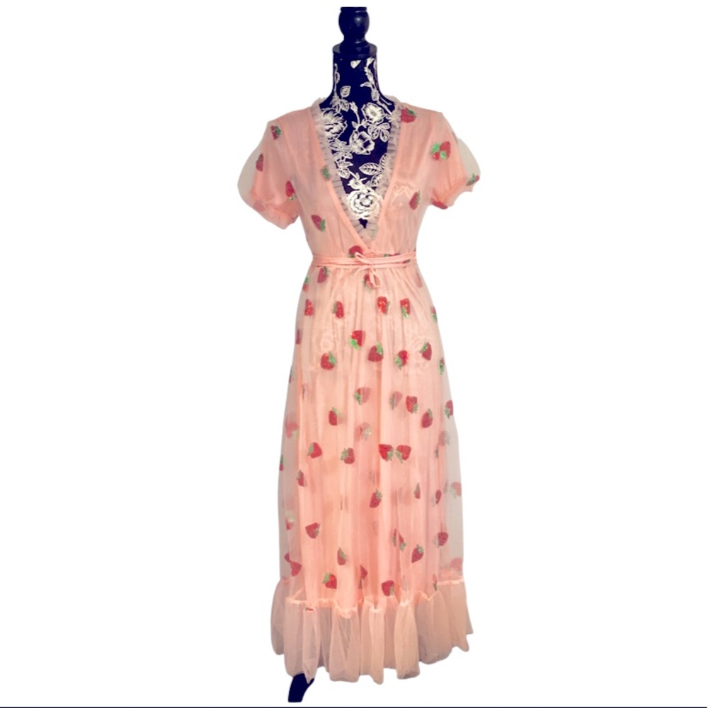 Vintage Rétro Mialoley Women Sequin Embroidered Strawberry A-line Maxi Dress